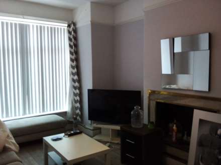 126 Ash Road Headingley Leeds LS6 3HD, Image 3