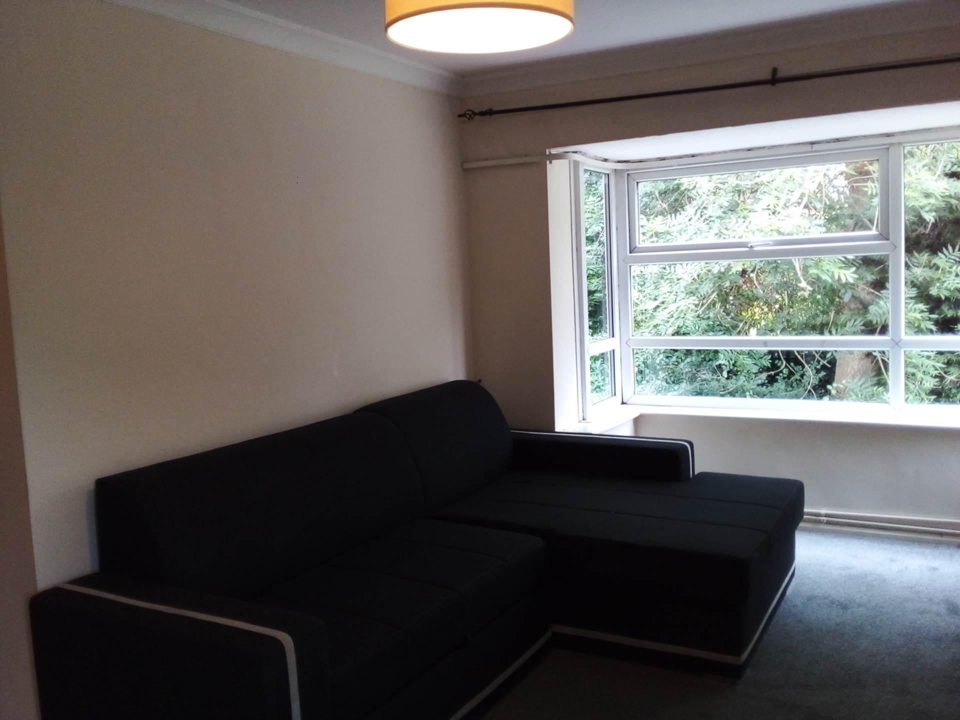 Robinwood Court, Roundhay, Image 10