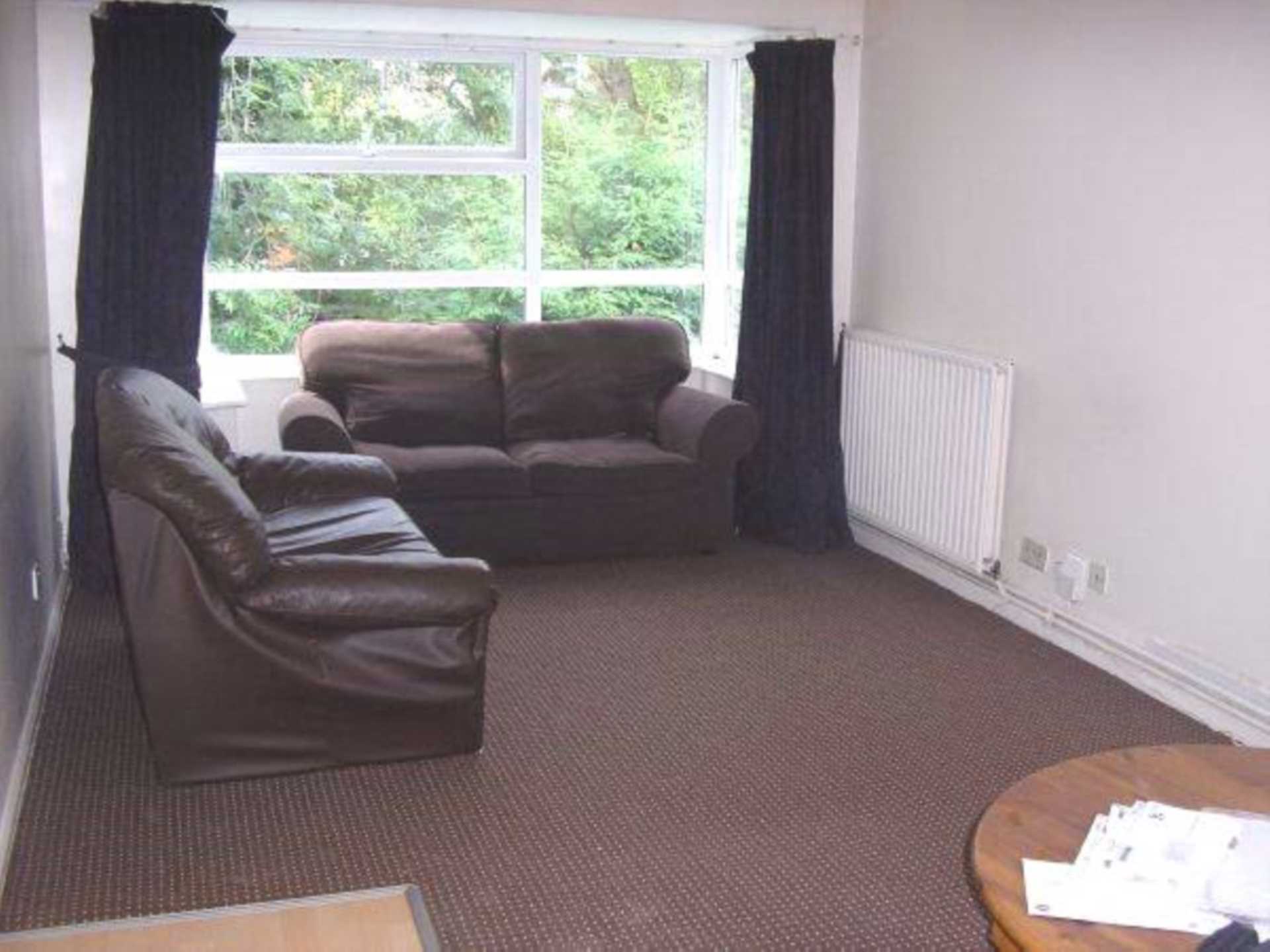 Robinwood Court, Roundhay, Image 3