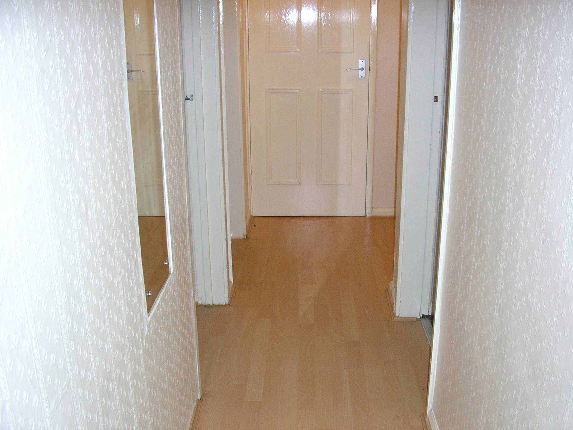 Robinwood Court, Roundhay, Image 6