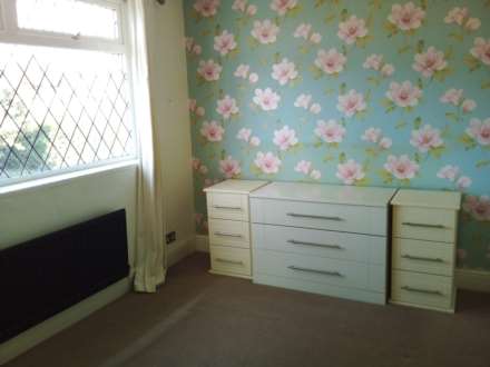 Deanswood Drive, Alwoodley, Image 7