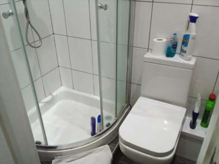 Ft  32  Belle Vue Road, Hyde Park, Image 8