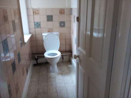 Flat 8 Gledhow Wood Close Leeds LS8, Image 3