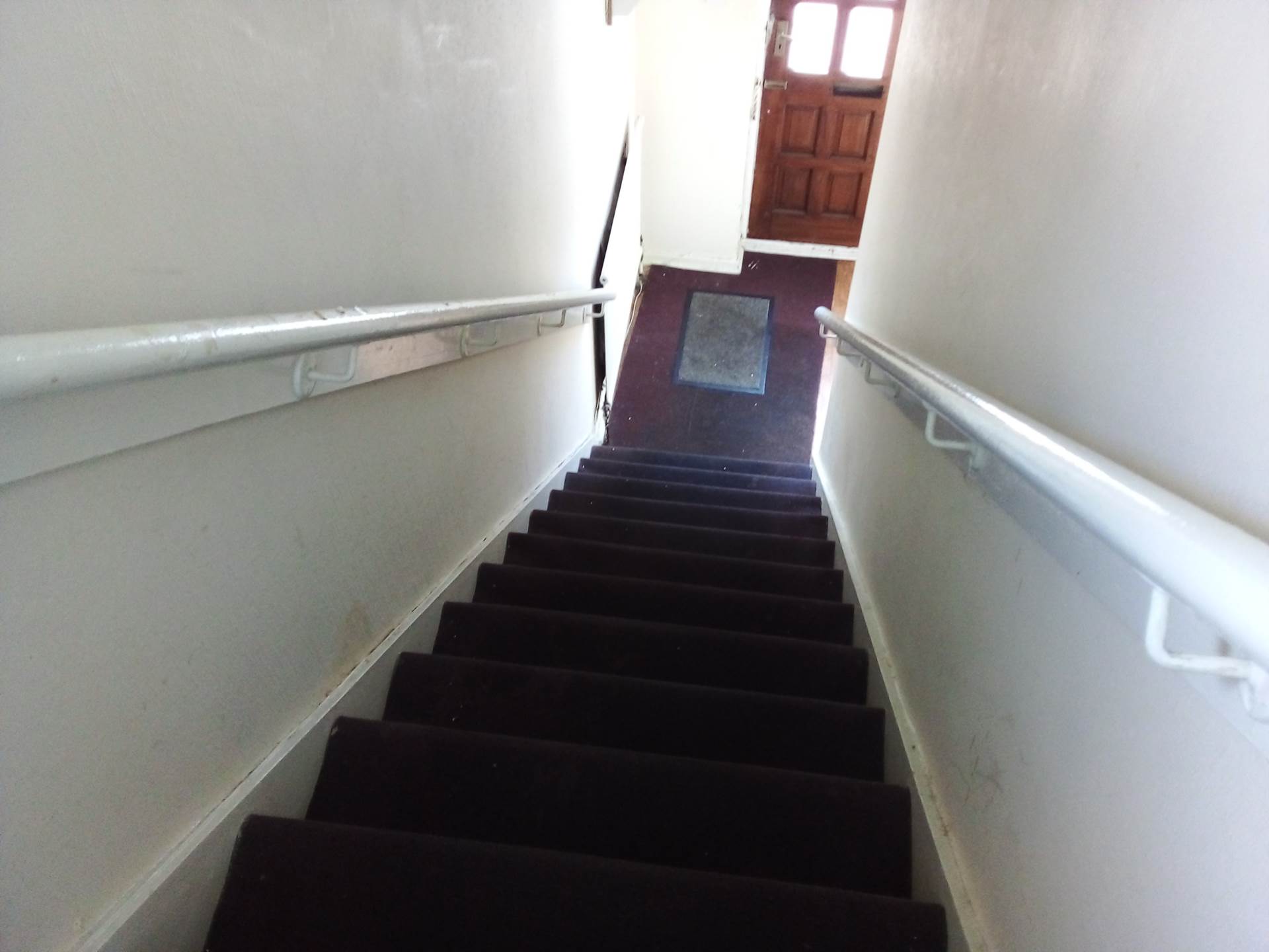 Eltham Gardens, Woodhouse, Image 3