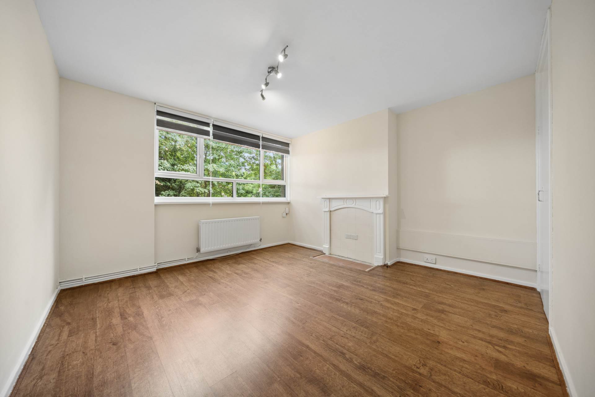 Hillcrest, Sunray Avenue, SE24, Image 4
