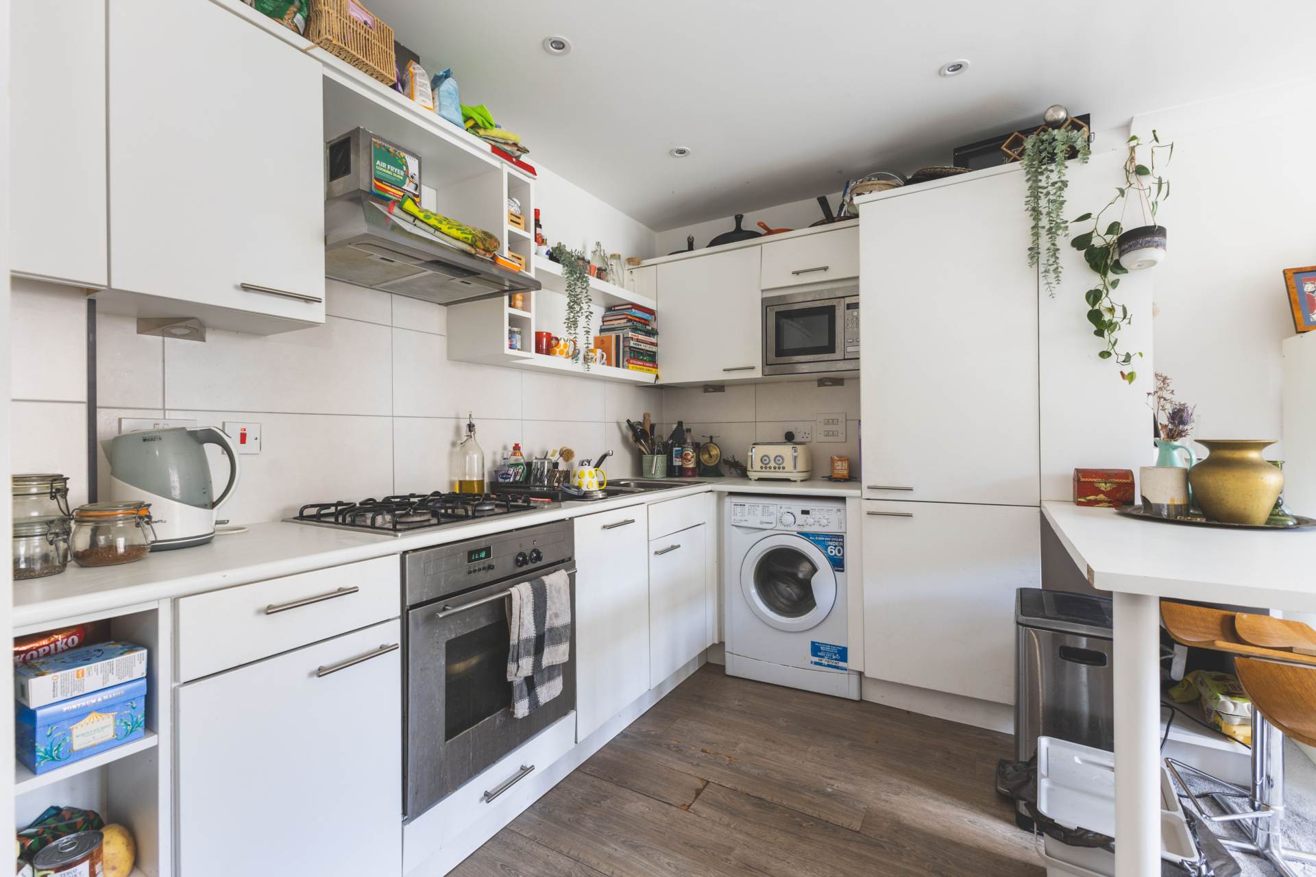 Blackburn Court, Bascombe Street, Brixton, Image 8