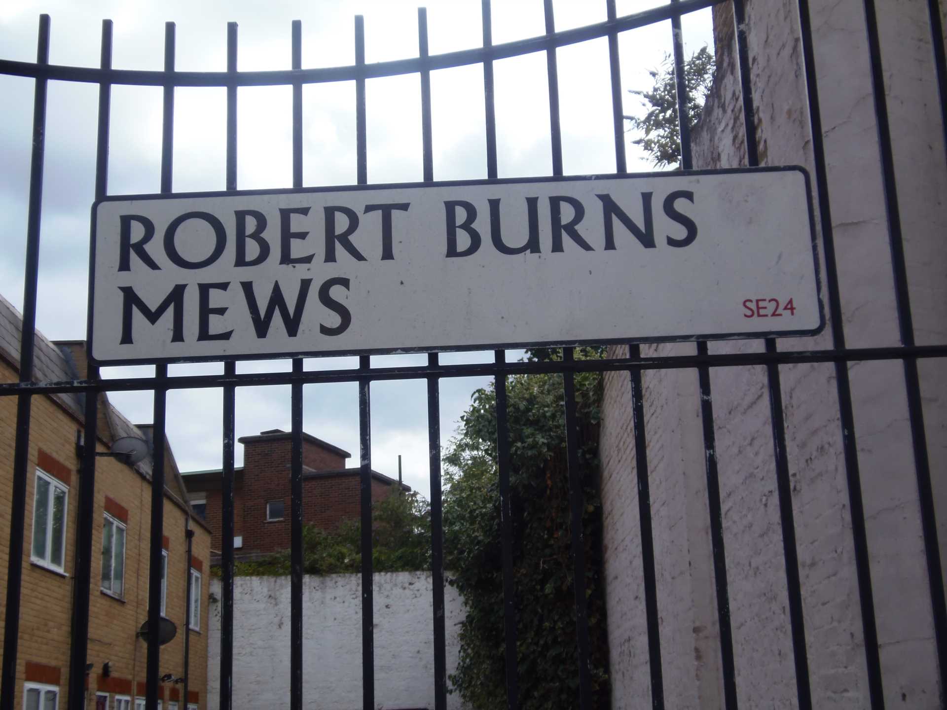 Robert Burns Mews, Mayall Road, Herne Hill, SE24, Image 7