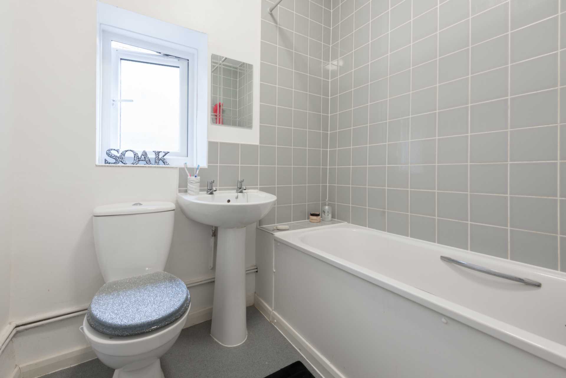 Sunnyhill Rd, Streatham, SW16, Image 4
