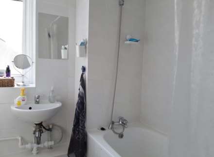 Peabody Building Rosendale Road, Image 4