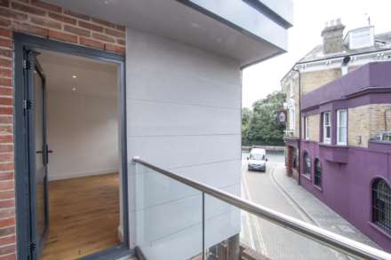 Brockwell Passage, Herne Hill, Image 9