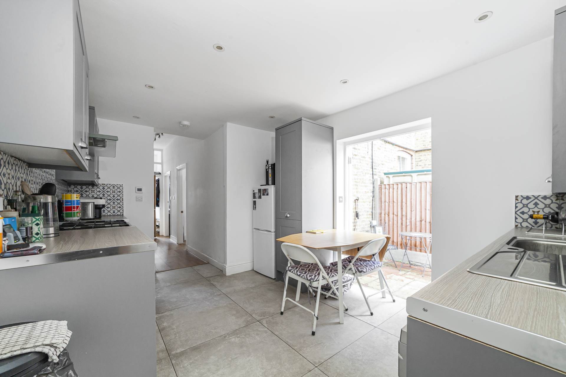 Queenstown Road, Battersea., Image 11