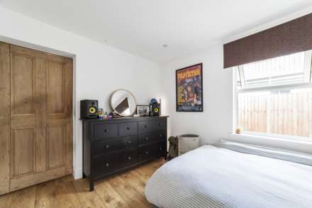 Queenstown Road, Battersea., Image 13