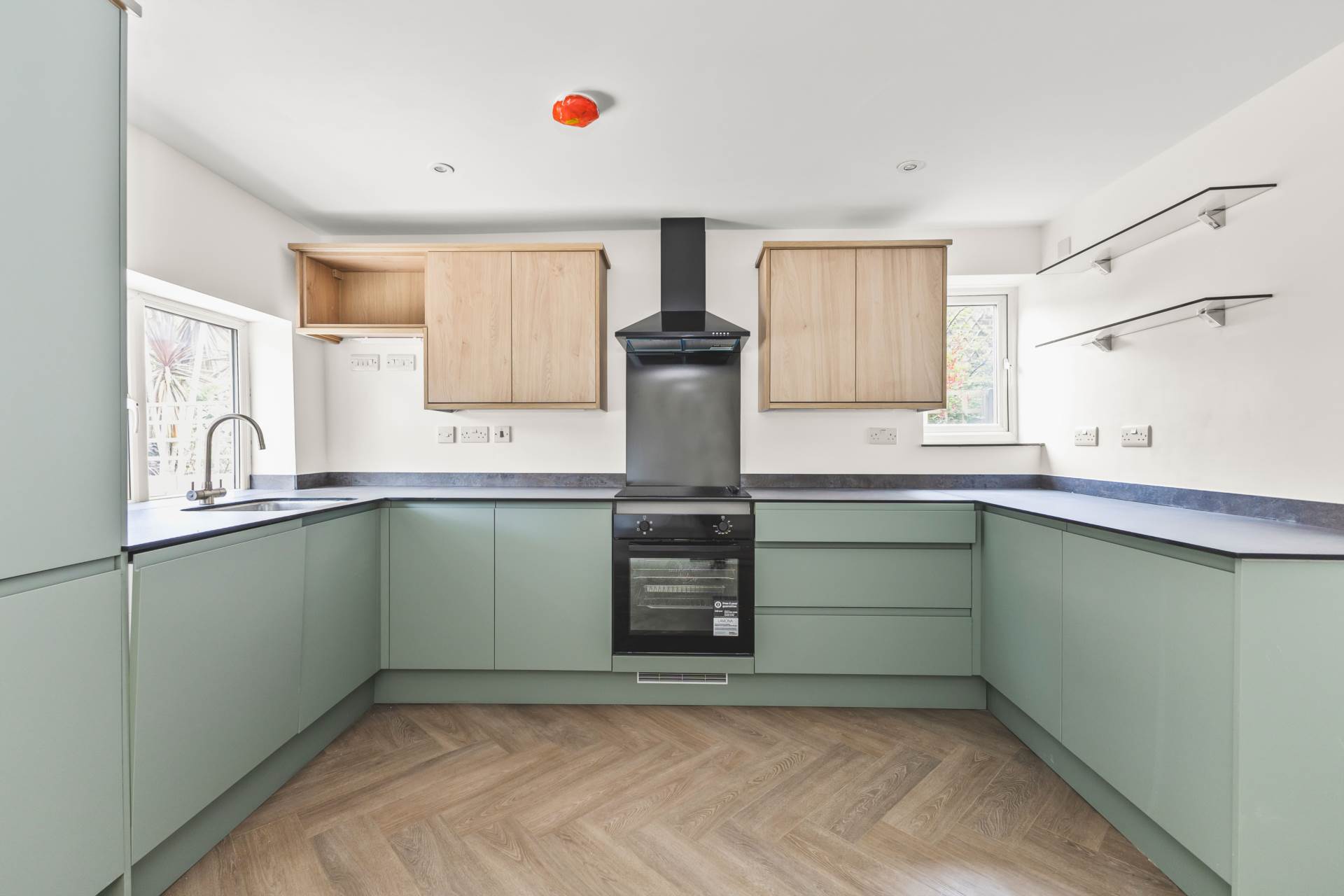 Milton Road, London, Image 1