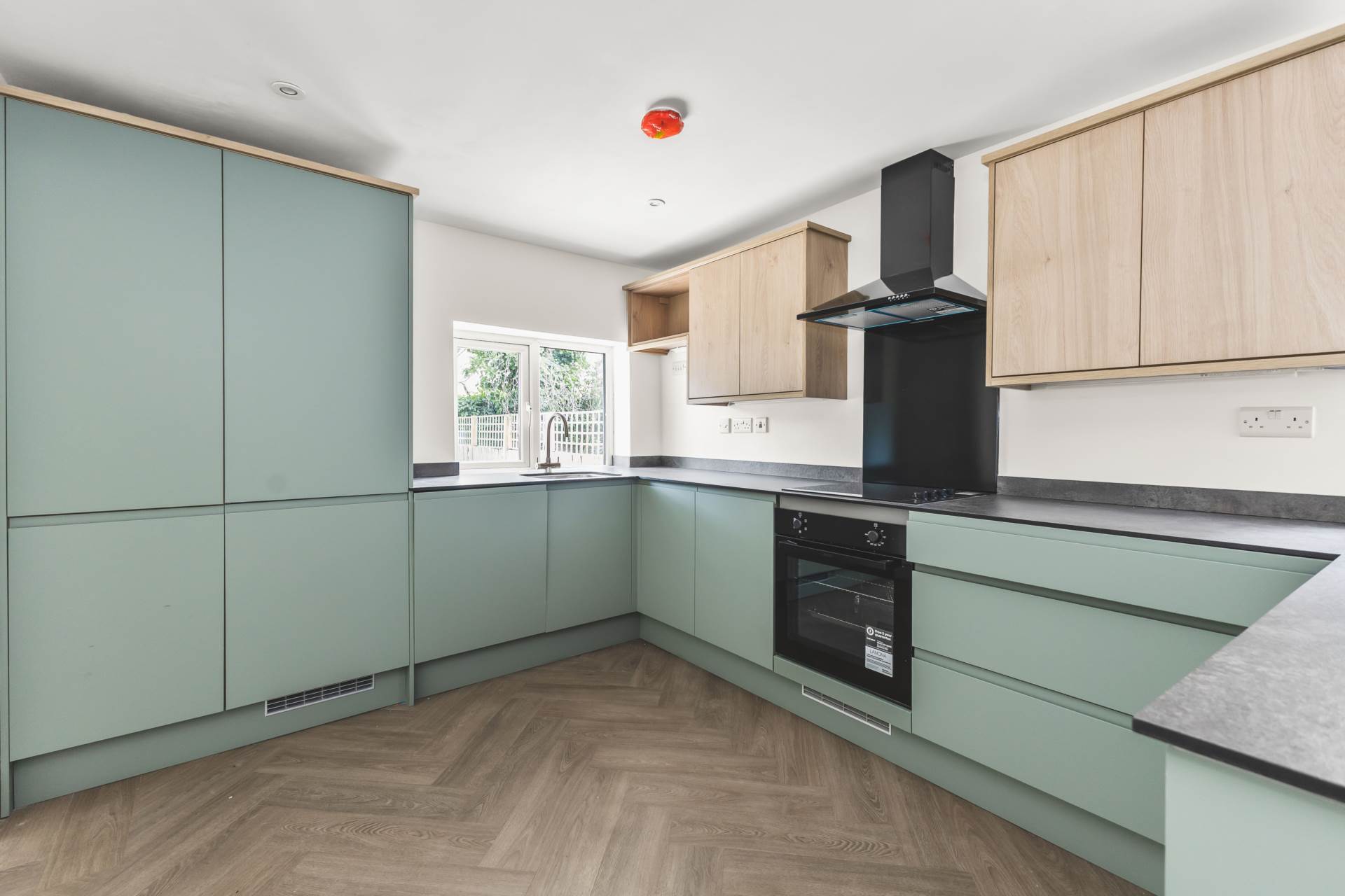 Milton Road, London, Image 9