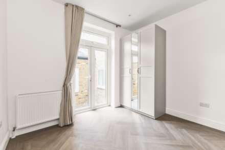 Milton Road, London, Image 15