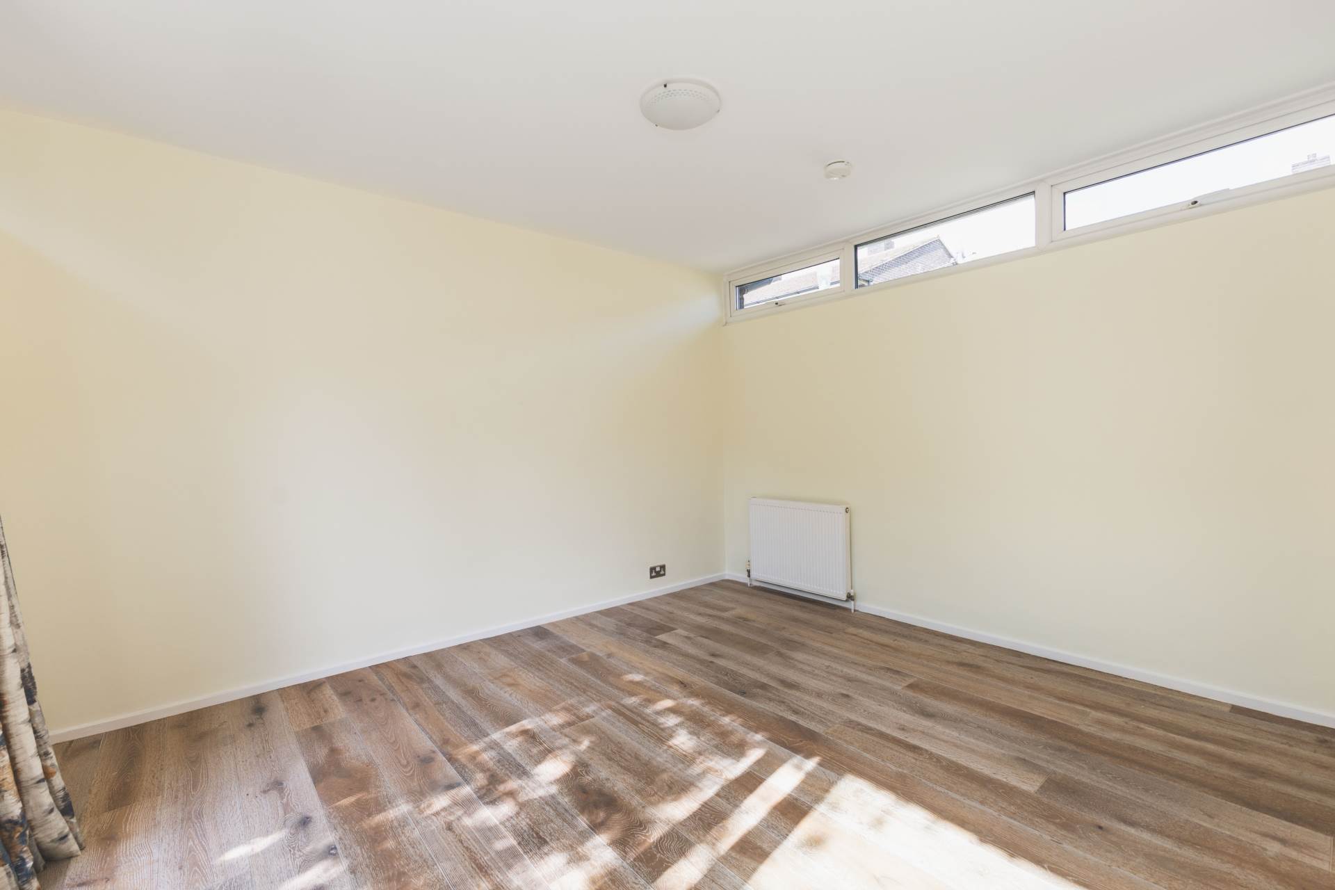 Delawyck Crescent, London, Image 13
