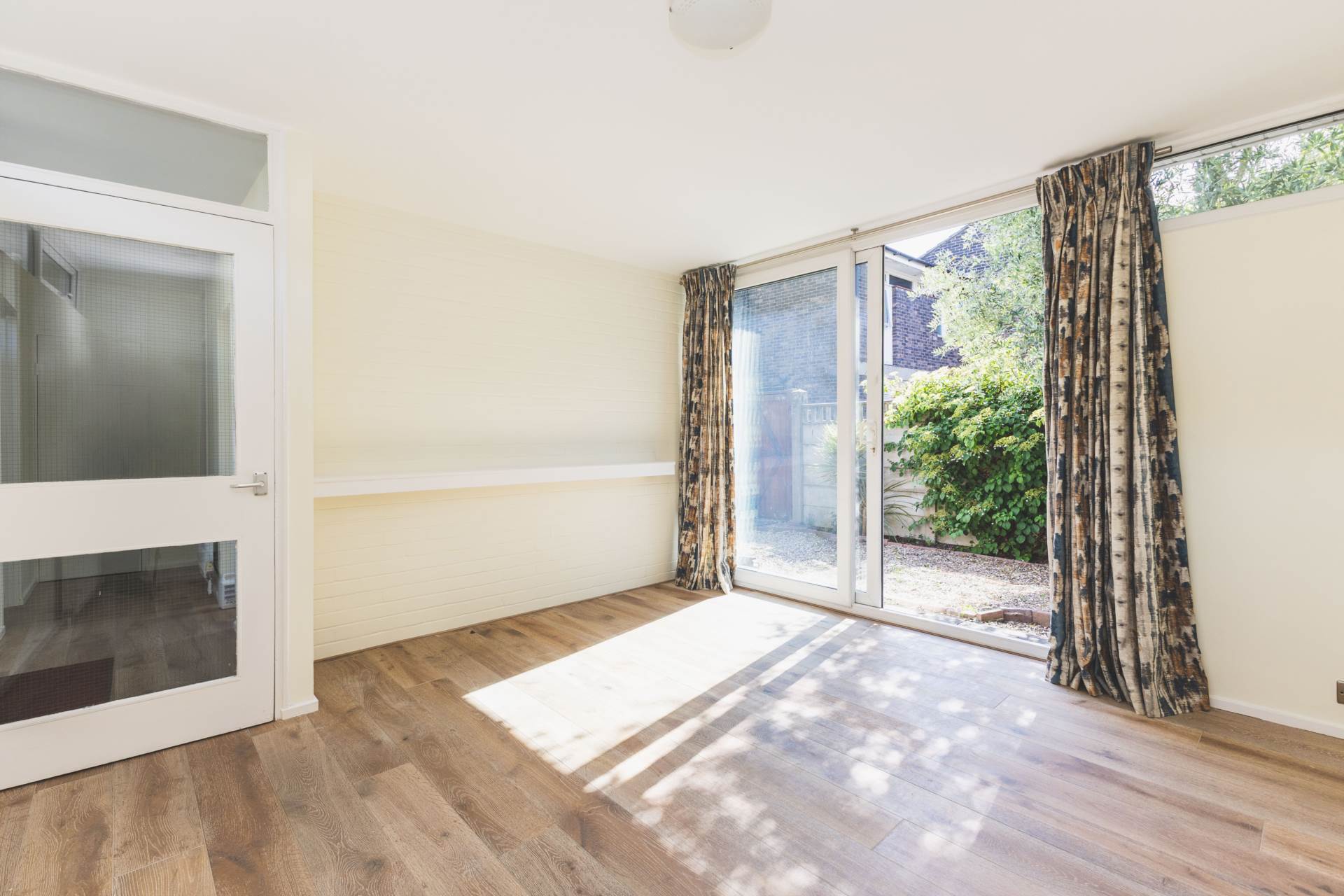 Delawyck Crescent, London, Image 8