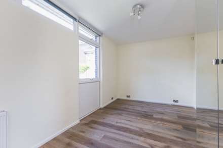 Delawyck Crescent, London, Image 14