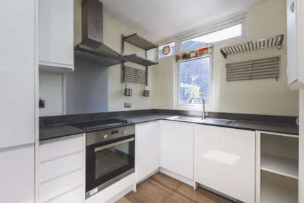 Delawyck Crescent, London, Image 2