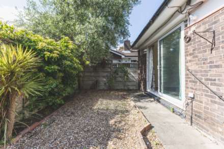 Delawyck Crescent, London, Image 3