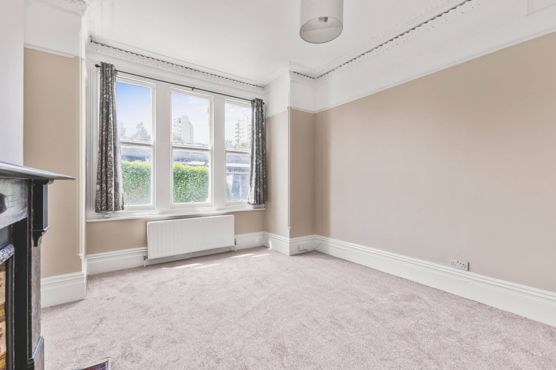 Milkwood Road, London, Image 8