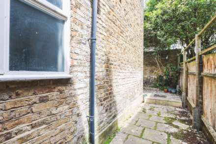 Milkwood Road, London, Image 10