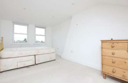 Ashmere Grove, London, Image 8