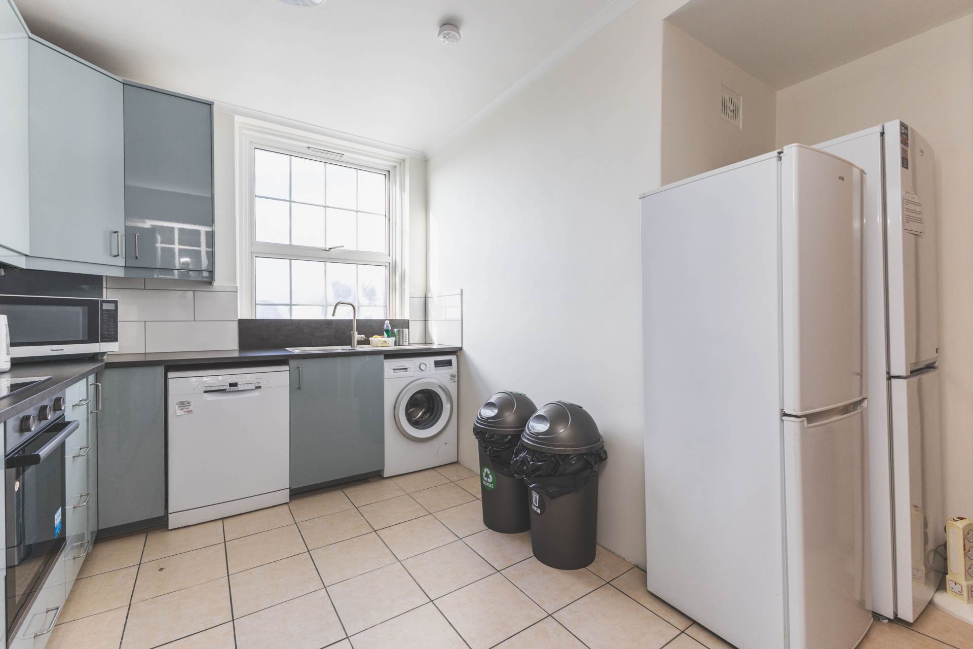 Broadlands Mansions, Broadlands Avenue, SW16, Image 12