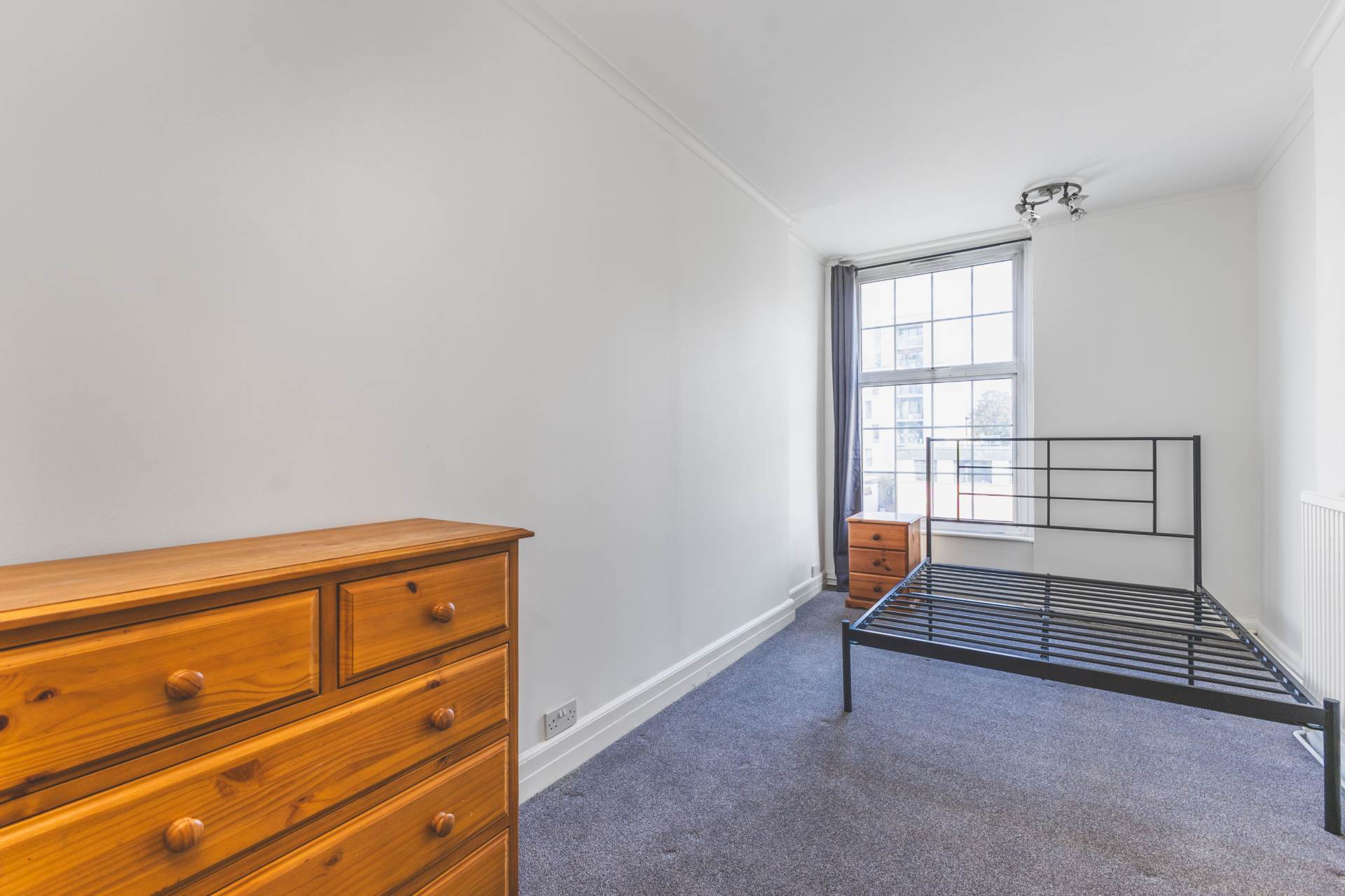 Broadlands Mansions, Broadlands Avenue, SW16, Image 8