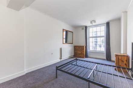 Broadlands Mansions, Broadlands Avenue, SW16, Image 14