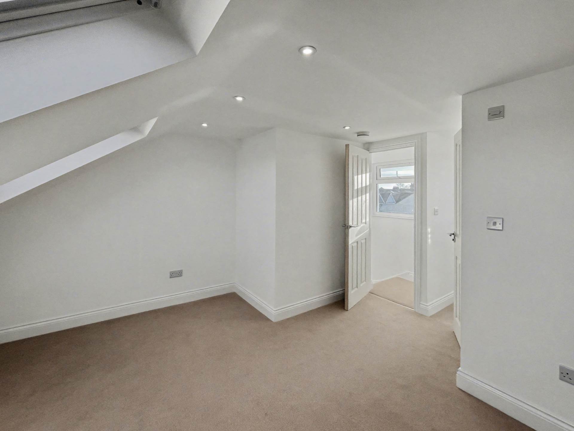 Grasmere Road, South Norwood SE25, Image 16