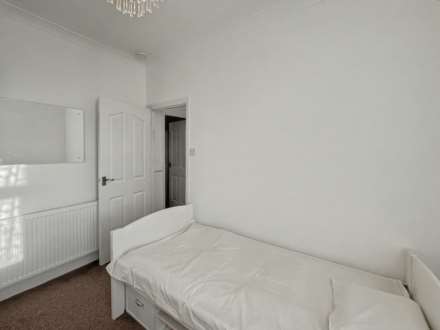 Grasmere Road, South Norwood SE25, Image 12