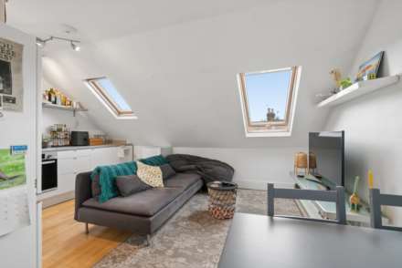 Leander Road, Brixton SW2, Image 2