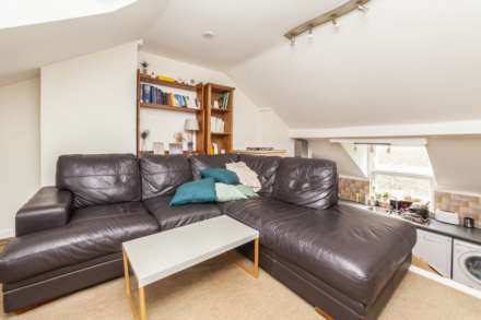 Atherfold Road, London, SW9, Image 1
