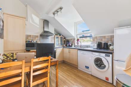 Atherfold Road, London, SW9, Image 13