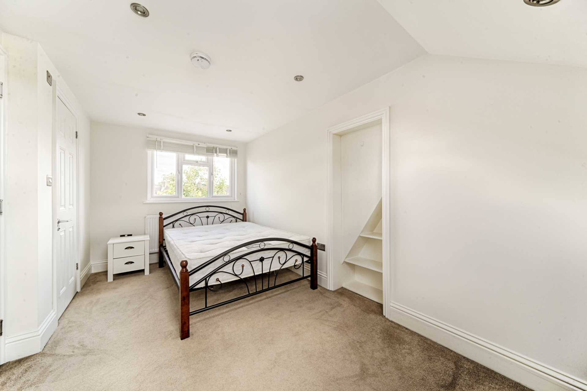 Coldharbour Lane, London, SE5, Image 5
