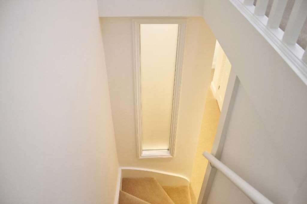 Coldharbour Lane, London, SE5, Image 8