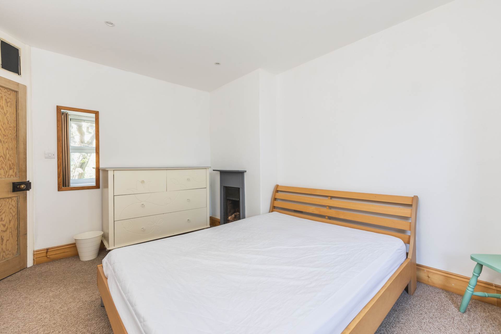 Union Grove, London, Image 16