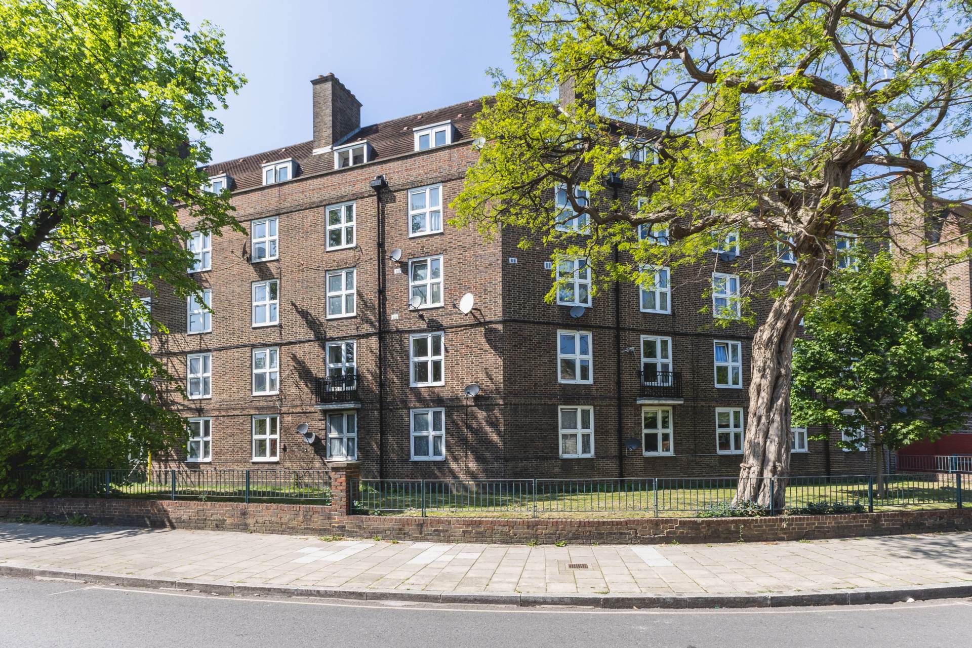 Union Grove, London, Image 7