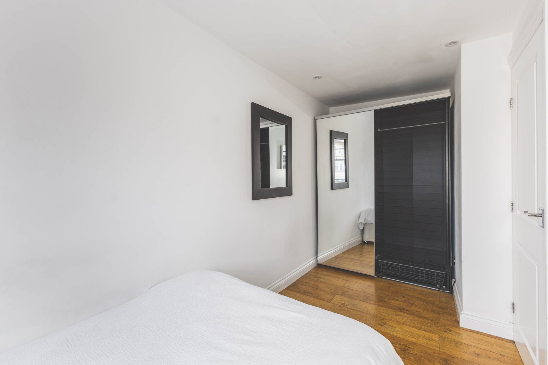 Stamford Street, Waterloo, Image 12