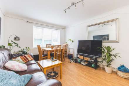 McCall Close, Stockwell