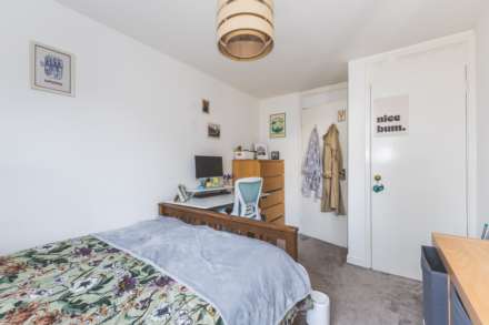 McCall Close, Stockwell, Image 16