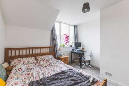 McCall Close, Stockwell, Image 20