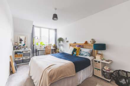 McCall Close, Stockwell, Image 4