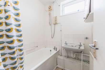 Cottage Grove, Clapham North, Image 5