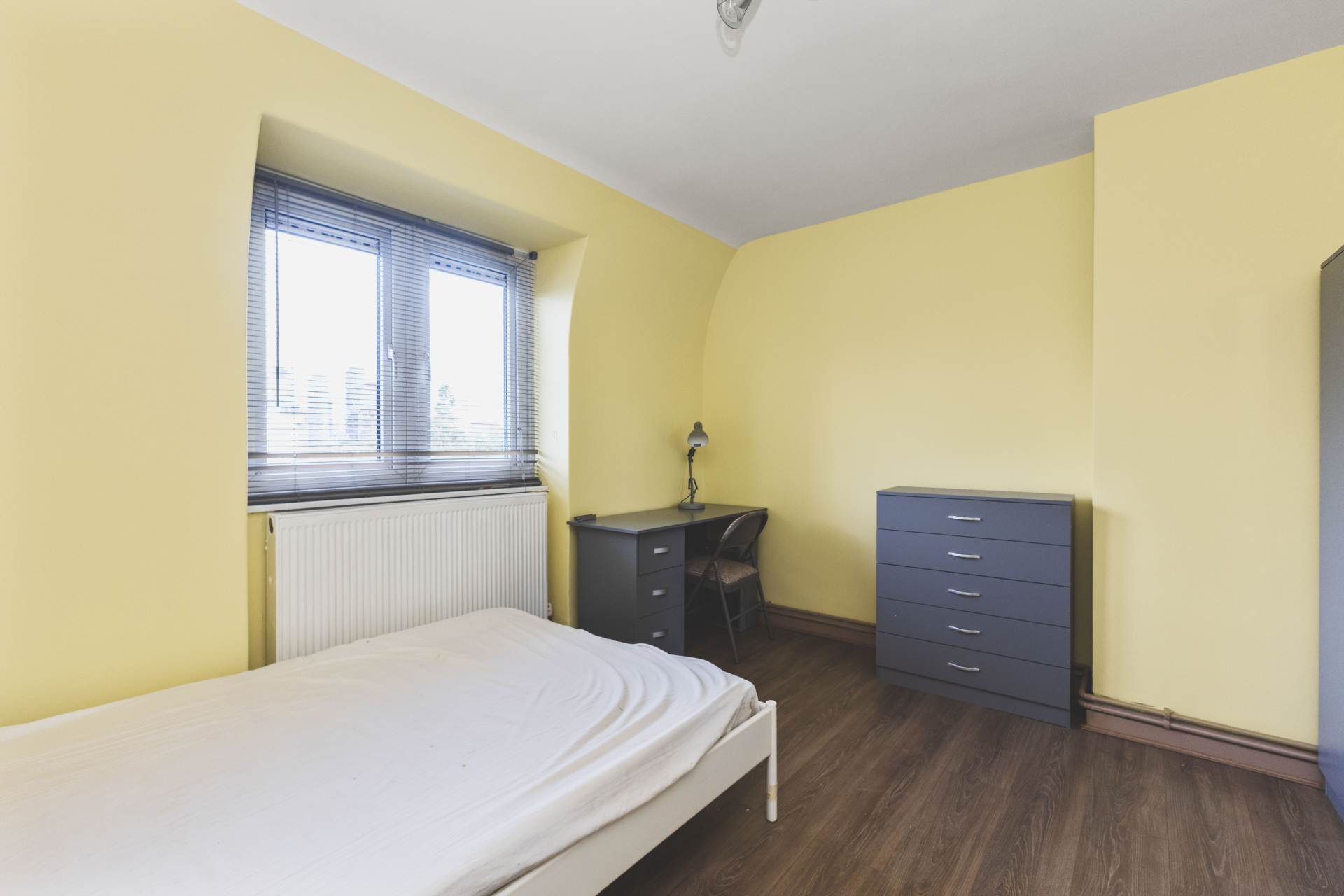 Goldsborough House, Springfieldl Estate, London, Image 5