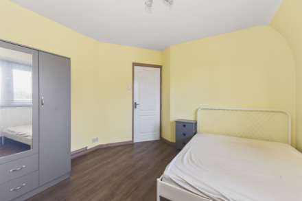 Goldsborough House, Springfieldl Estate, London, Image 16
