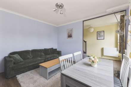 Goldsborough House, Springfieldl Estate, London, Image 17