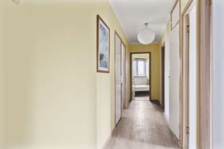 Goldsborough House, Springfieldl Estate, London, Image 3