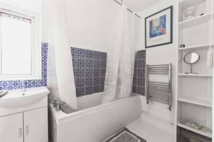 Goldsborough House, Springfieldl Estate, London, Image 7